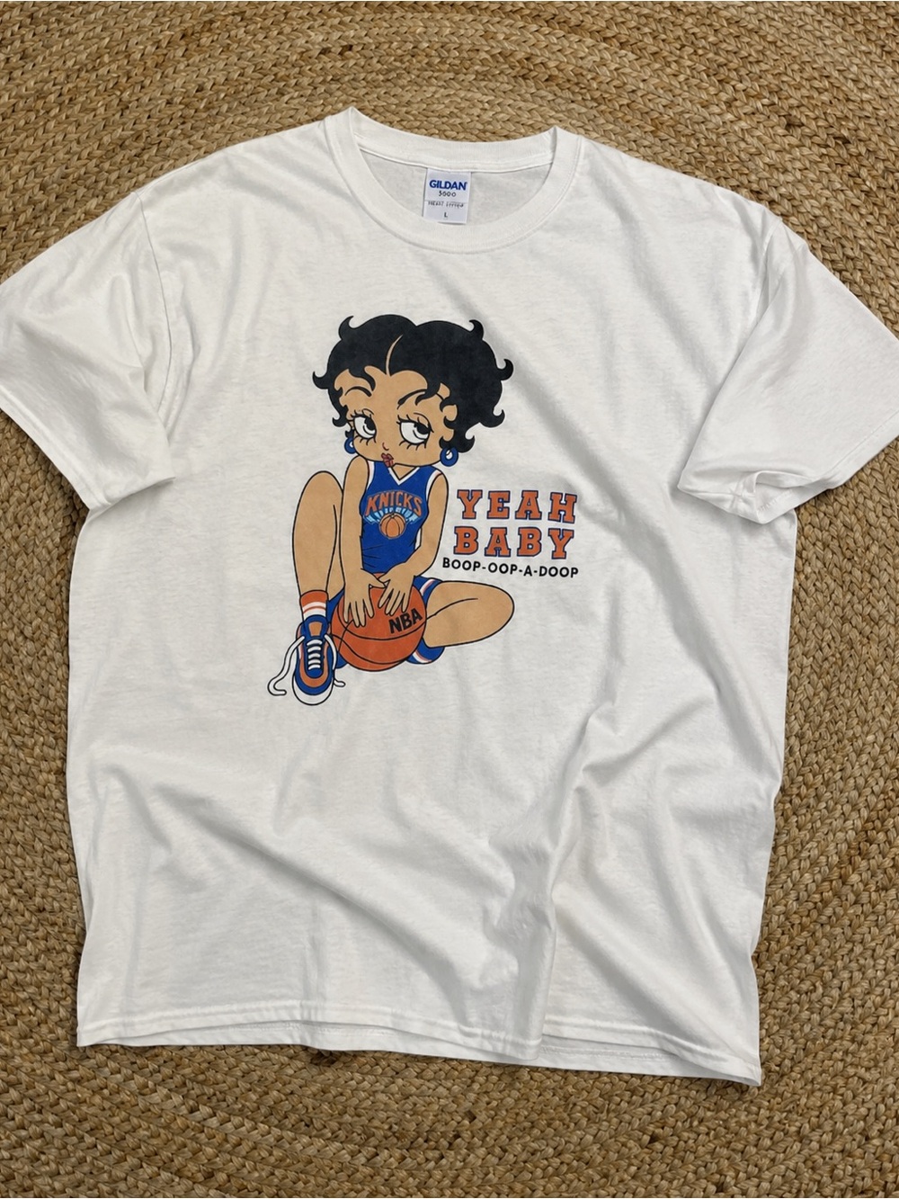 Gildan White Kids Betty Boop Knicks Graphic Tee - Orange & Blue